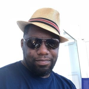 Meet your Posher, Lynnel